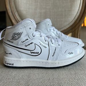 NEW Air Jordan 1 Mid “Sneaker School”